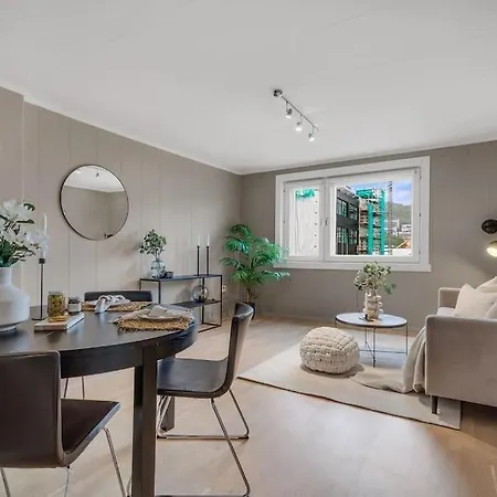 With Private Balcony And Flexible Check In Берген
